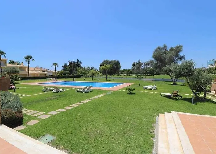 Millennium Golf By Fhr Piscina & Parking 아파트 *